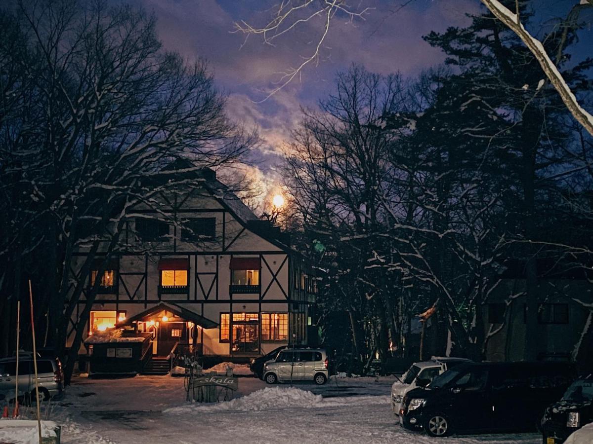 Apricot Pension Hakuba Exterior photo