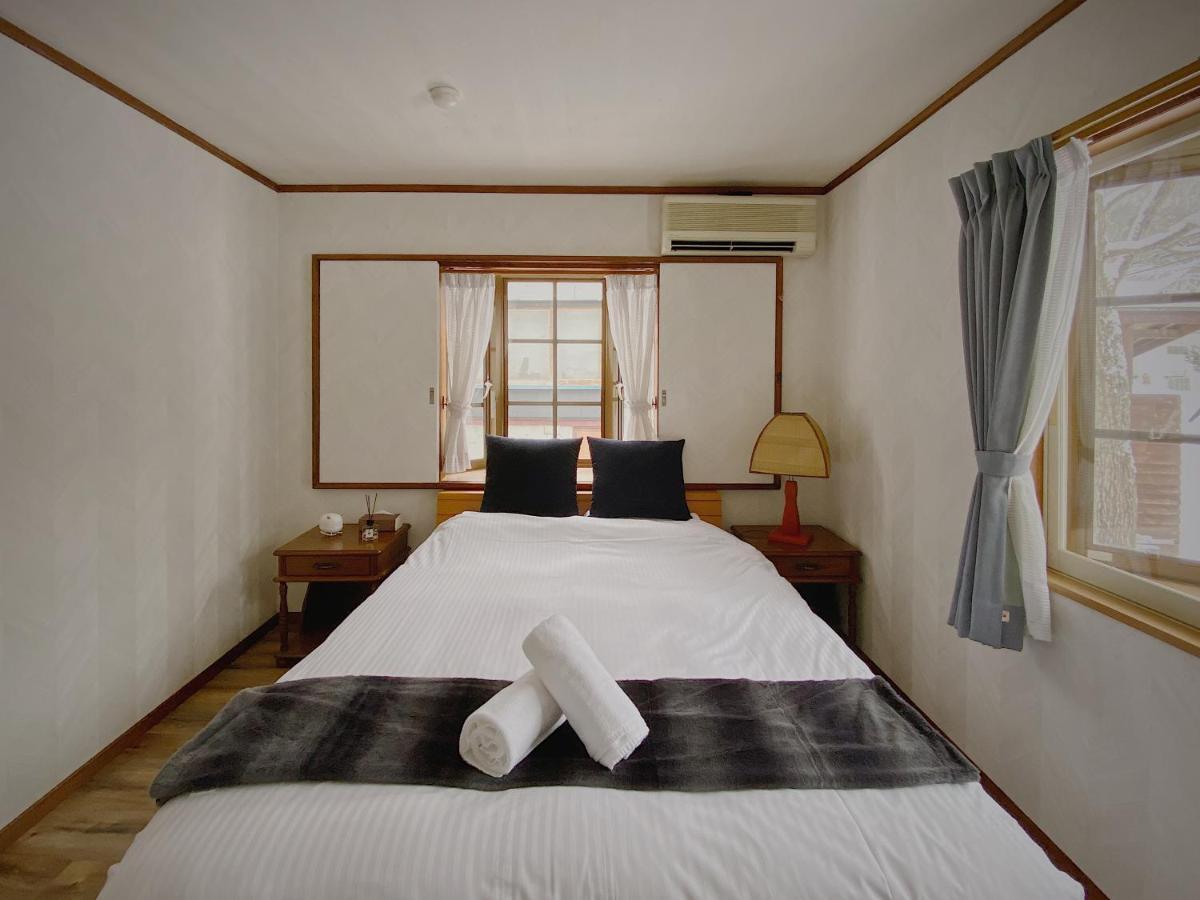 Apricot Pension Hakuba Exterior photo